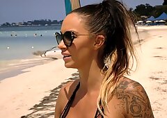 Jodie Marsh Große Titten in Bikini